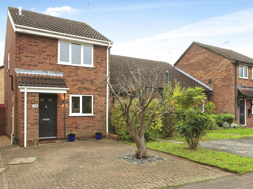 2 bed end terrace house for sale in Beverstone, Orton Brimbles