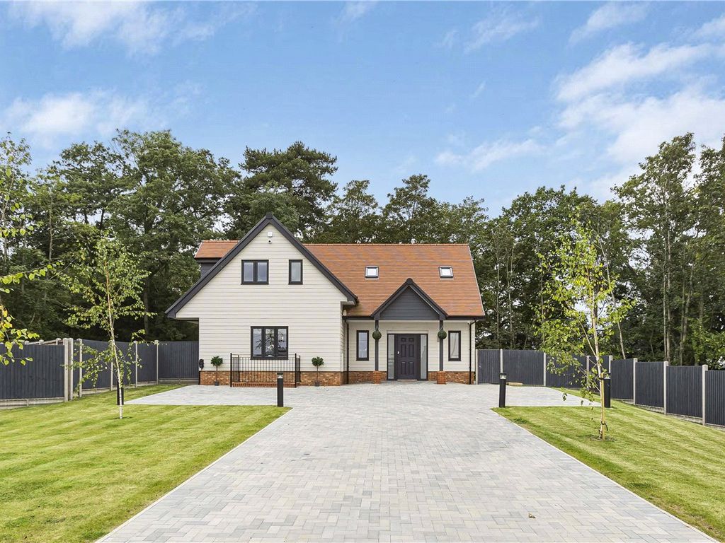 New home, 4 bed detached house for sale in Skylark Meadows, Kentish