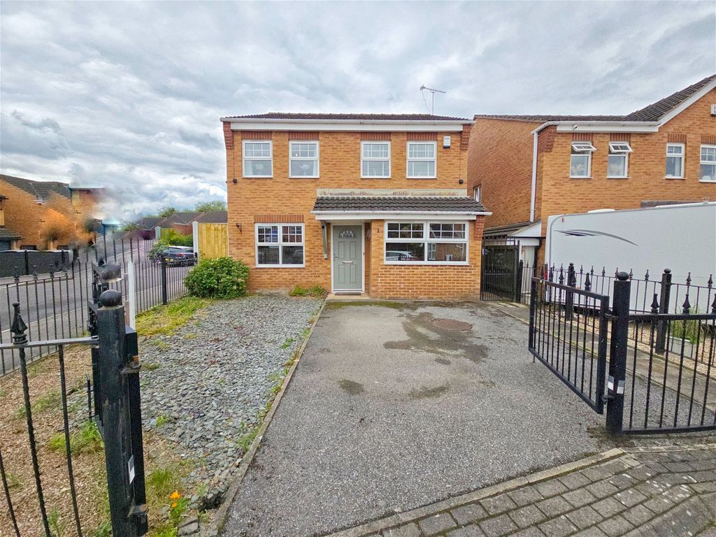 4 bed detached house for sale in Cotterdale Gardens, Wombwell, Barnsley