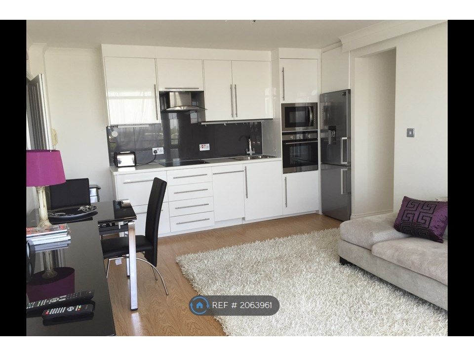 2 bed flat to rent in Stuart Tower, London W9, £2,448 pcm Zoopla