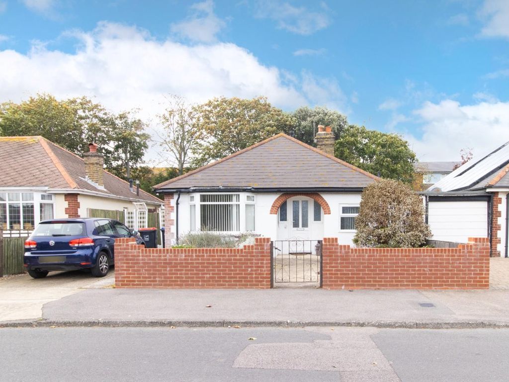 2 bed detached bungalow for sale in Kings Avenue, Broadstairs CT10 Zoopla