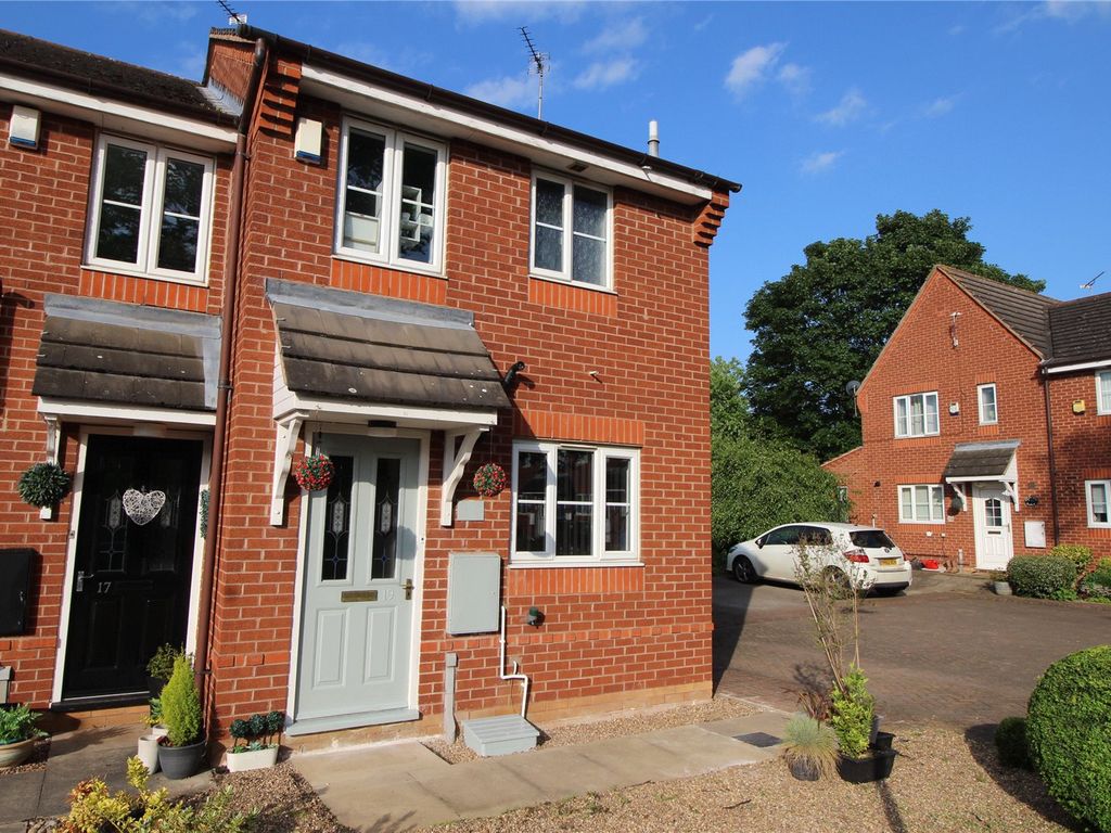 2 bed end terrace house for sale in Astcote Court, Kirk Sandall