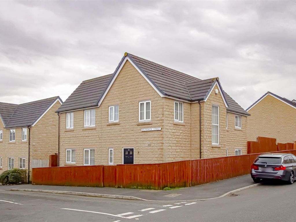4 bed detached house for sale in Brunswick Street, Burnley BB11 Zoopla