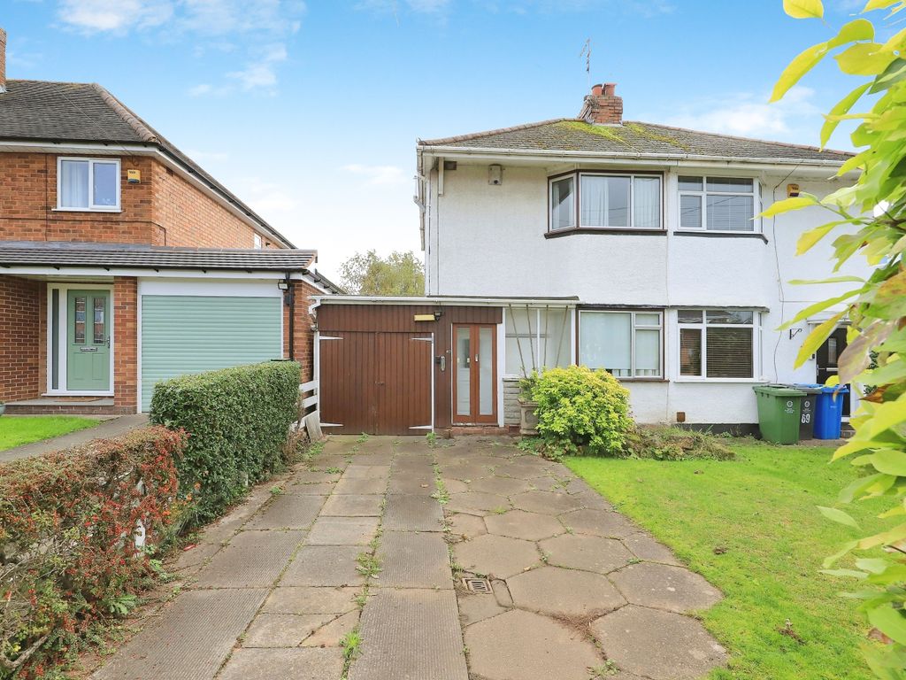 3 bed semidetached house for sale in Brickbridge Lane, Wombourne
