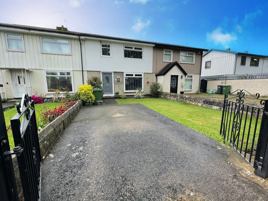 3 bed semidetached house for sale in Aberdulais Road, Gabalfa, Cardiff