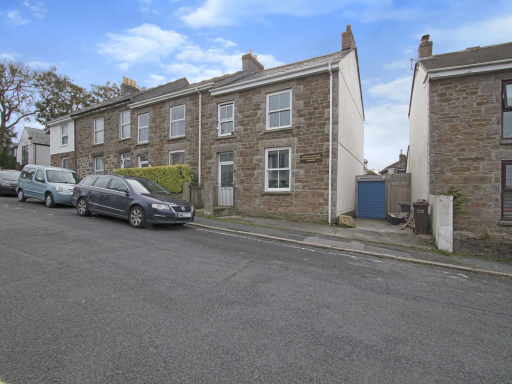 3 bed semidetached house for sale in Basset Street, Redruth, Cornwall