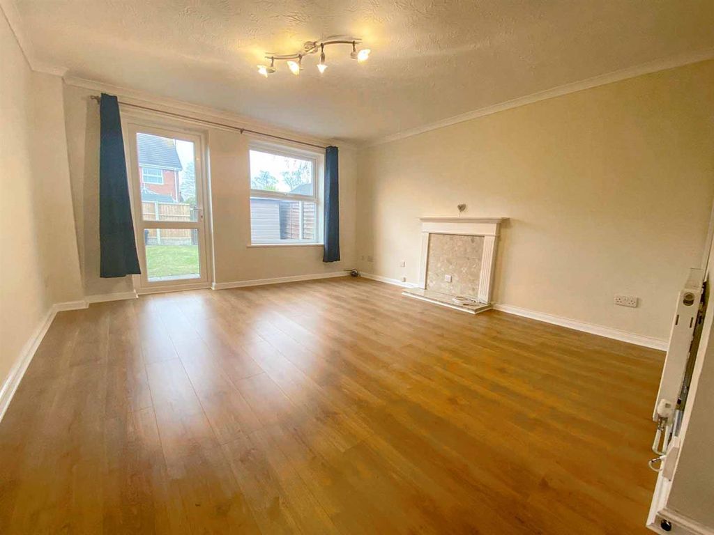 2 bed terraced house to rent in Stanier Avenue, Lower Coundon, Coventry