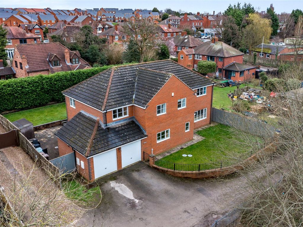 5 bed detached house for sale in Ashfields, Fox Lane, Wakefield, West Yorkshire WF1, £550,000