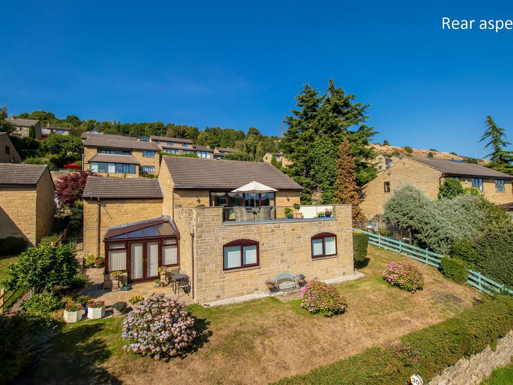 3 bed detached house for sale in Daleside, Thornhill, Dewsbury WF12