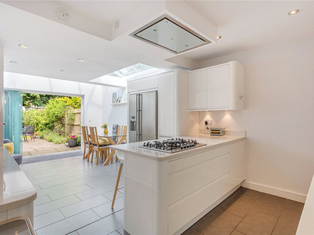 2 bed terraced house for sale in Norfolk Road, Rickmansworth