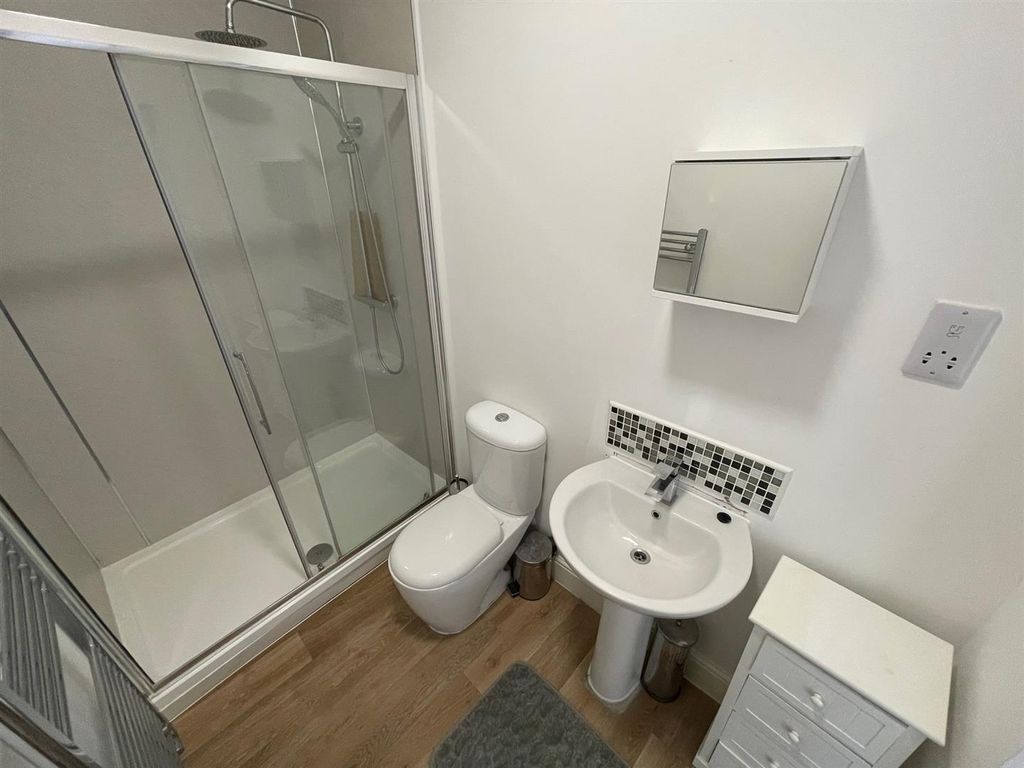 1 bed flat to rent in Suffolk Chambers, Scale Lane, Hull HU1, £595 pcm