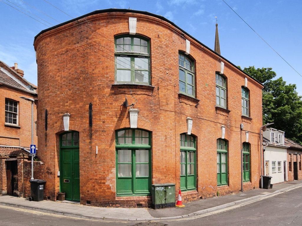 2 bed for sale in Lamb Lane, Bridgwater TA6 Zoopla