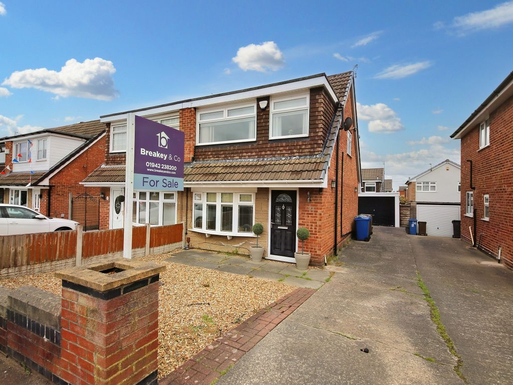 3 bed semidetached house for sale in Dunscore Road, Wigan, Lancashire WN3 Zoopla