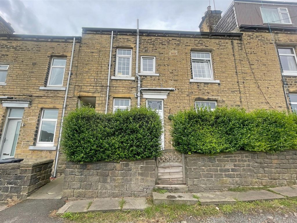 4 bed terraced house to rent in Ben Royd Terrace, Holywell Green