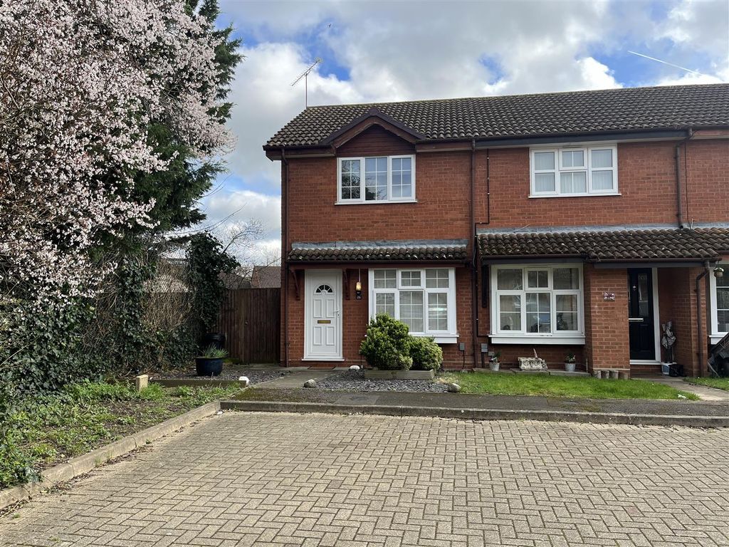 2 bed end terrace house to rent in Lysander Close, Woodley, Reading RG5