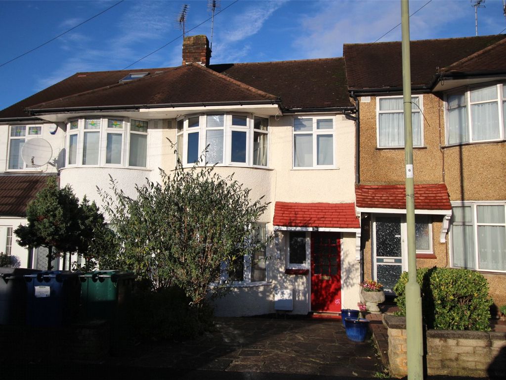 3 bed detached house for sale in Connaught Avenue, East EN4 Zoopla