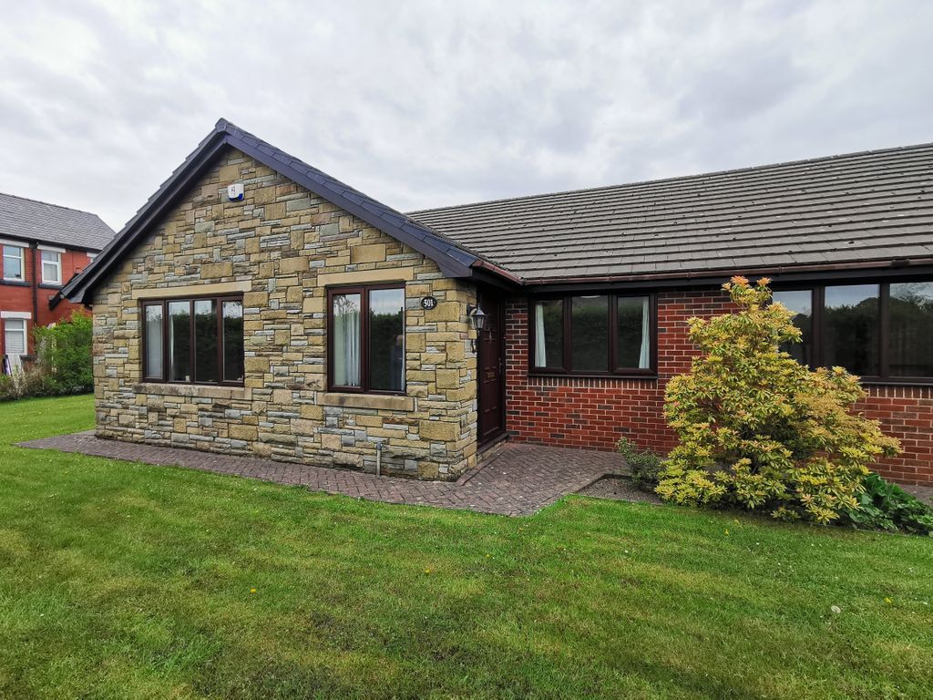4 bed detached bungalow for sale in Leyland Lane, Leyland PR25, £