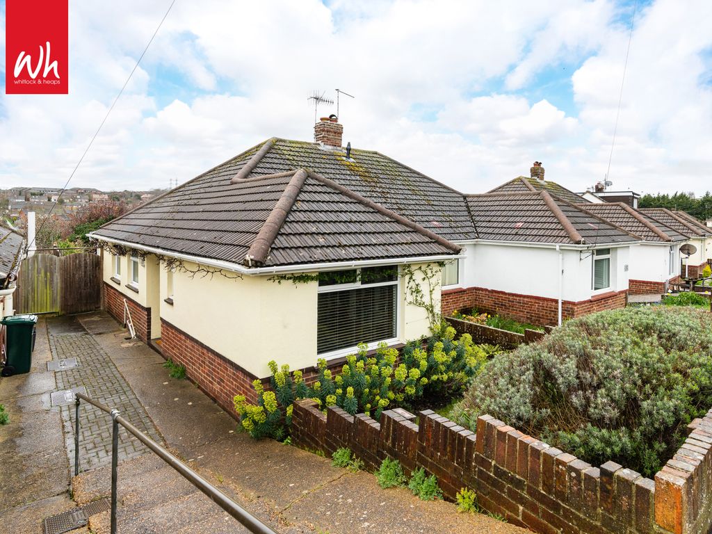 2 bed semidetached bungalow for sale in Southdown Road, Portslade