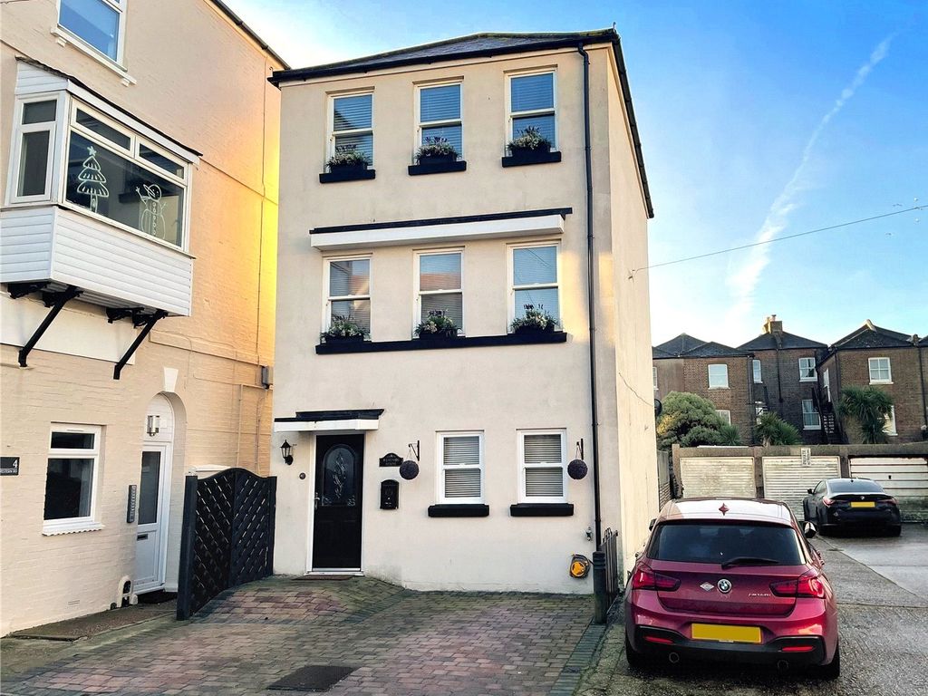4 bed detached house for sale in Western Road, Littlehampton, West Sussex BN17 Zoopla