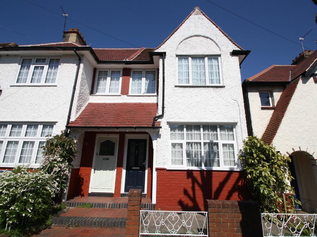 3 bed end terrace house to rent in Greenwood Gardens, Palmers Green