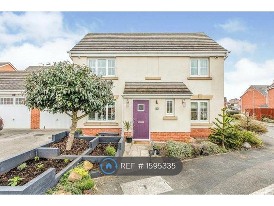 4 bed detached house to rent in Twentyman Walk, Leeds LS10, £1,600 pcm