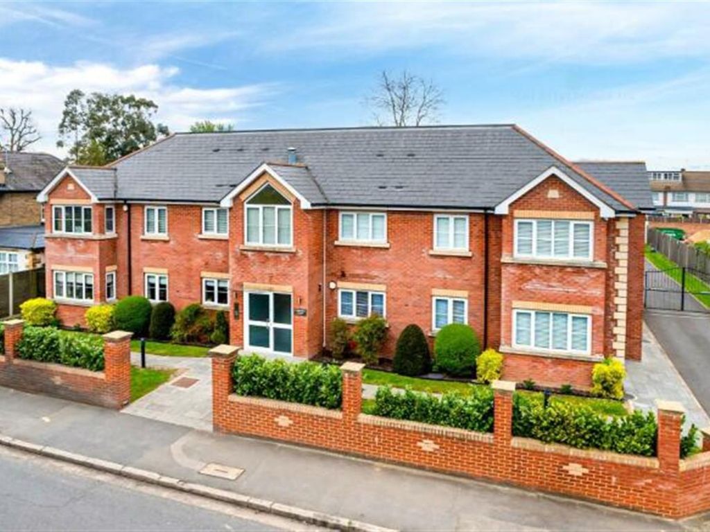 2 bed flat for sale in Feltham Hill Road, Ashford TW15, £335,000 Zoopla