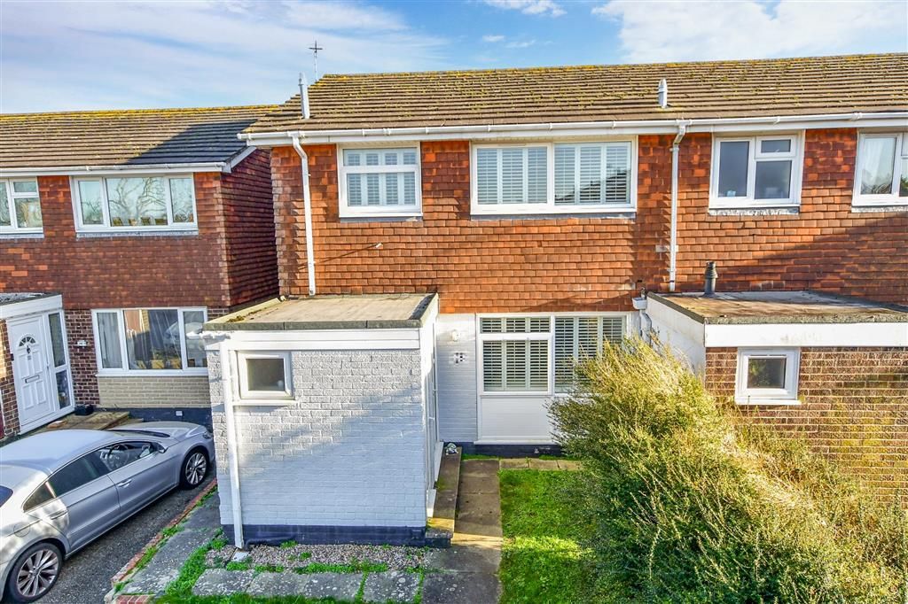 3 bed end terrace house for sale in Alfriston Close, Bognor Regis, West