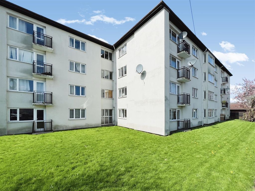 2 bed flat for sale in Samuel Street, Preston PR1 Zoopla