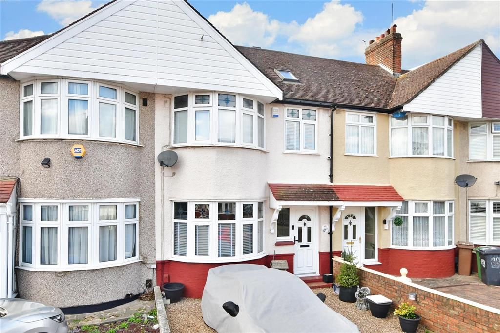 4 bed terraced house for sale in Russell Road, Chingford, London E4