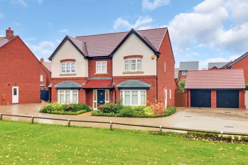 5 bed detached house for sale in Austin Avenue, Streethay, Lichfield