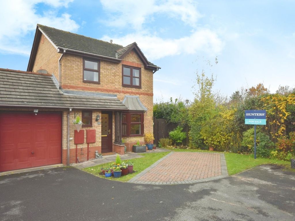 3 bed detached house for sale in Gregory Close, Brimington