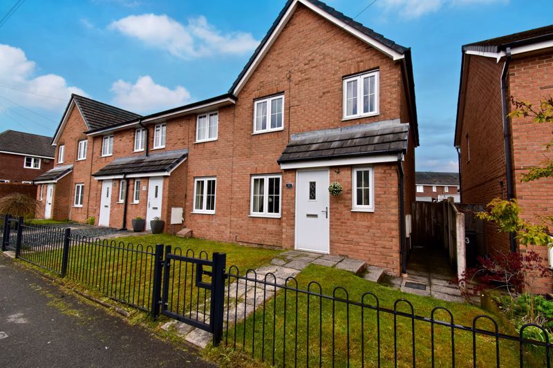 4 bed terraced house for sale in Frizington Road, Frizington CA26 Zoopla