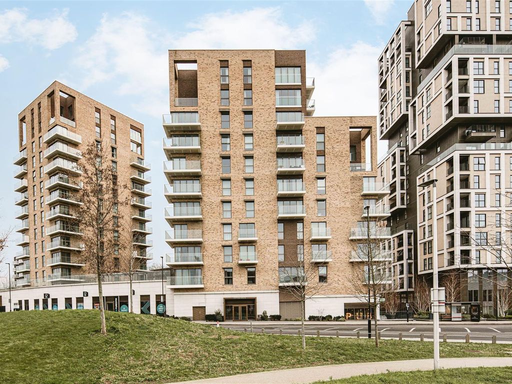 1 bed flat to rent in Kidbrooke Park Road, London SE3, £1,750 pcm Zoopla