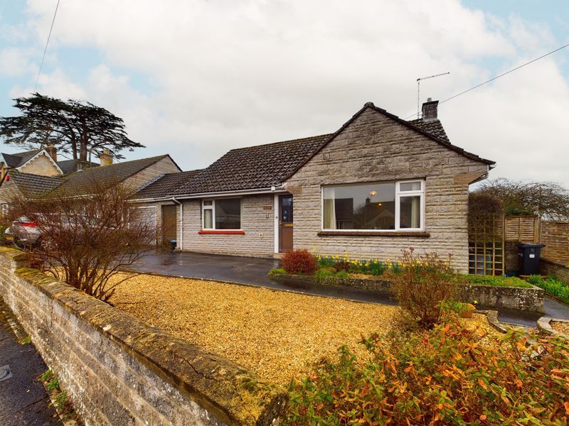 3 bed detached bungalow for sale in Orchard Vale, Huish Episcopi ...