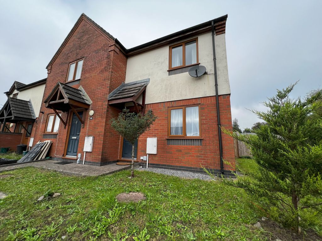 2 bed end terrace house to rent in Waun Burgess, Johnstown, Carmarthen