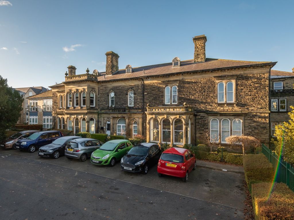 2 bed flat for sale in The Lawn, Burley In Wharfedale, Ilkley, West