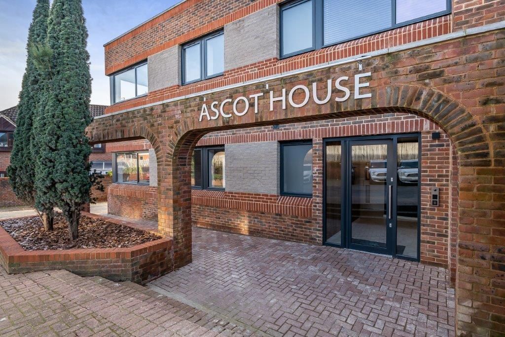 Finchampstead Road, Wokingham RG40  