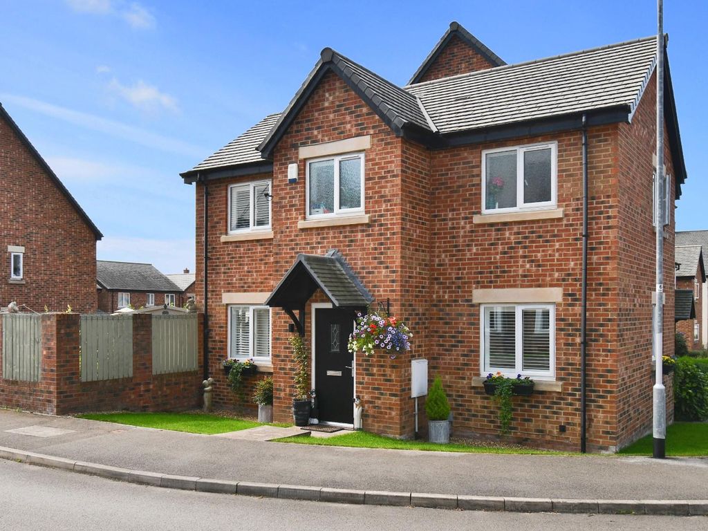 3 bed detached house for sale in Tesla Lane, Guiseley, Leeds LS20, £374,950 Zoopla