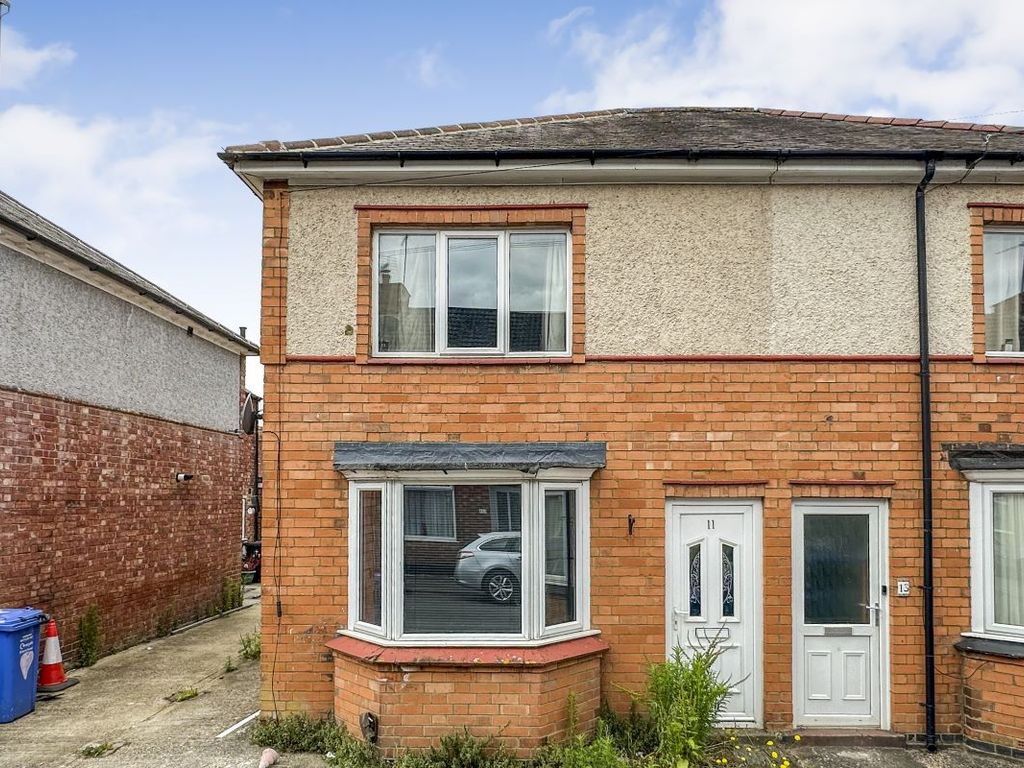 3 bed semidetached house for sale in 11 Cambridge Street, Kettering