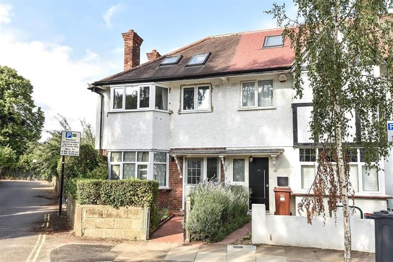 Princes Avenue Gunnersbury Triangle Acton W3  