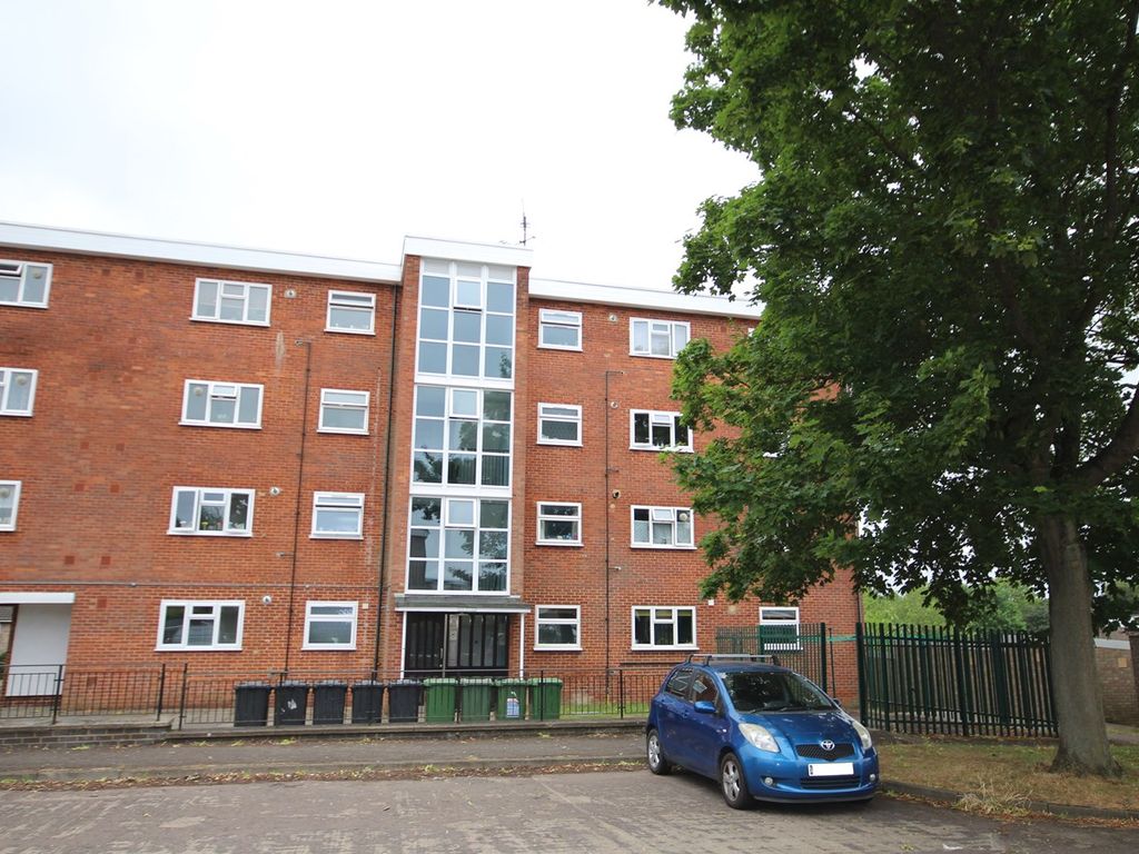 2 bed flat for sale in Jarden, Letchworth Garden City SG6 Zoopla