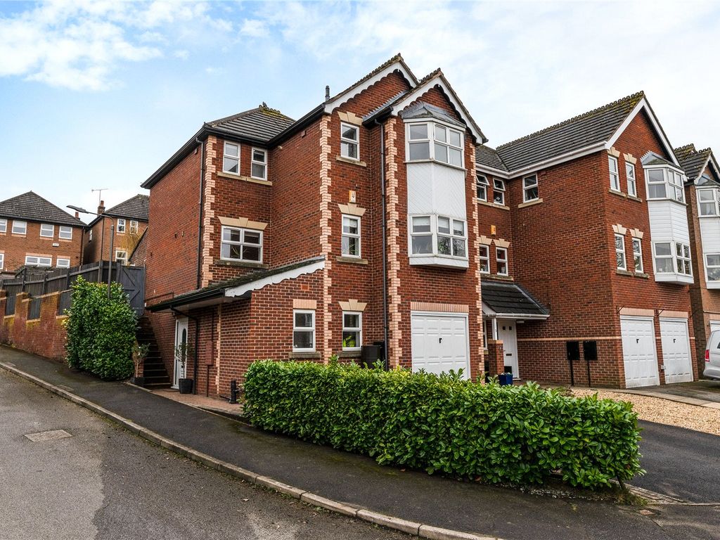 4 bed detached house for sale in Chatham Court, Belper, Derbyshire DE56