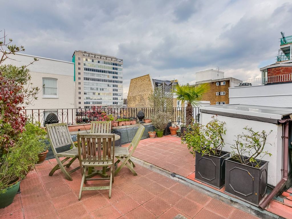 2 bed terraced house for sale in Kensington Place, Kensington, London