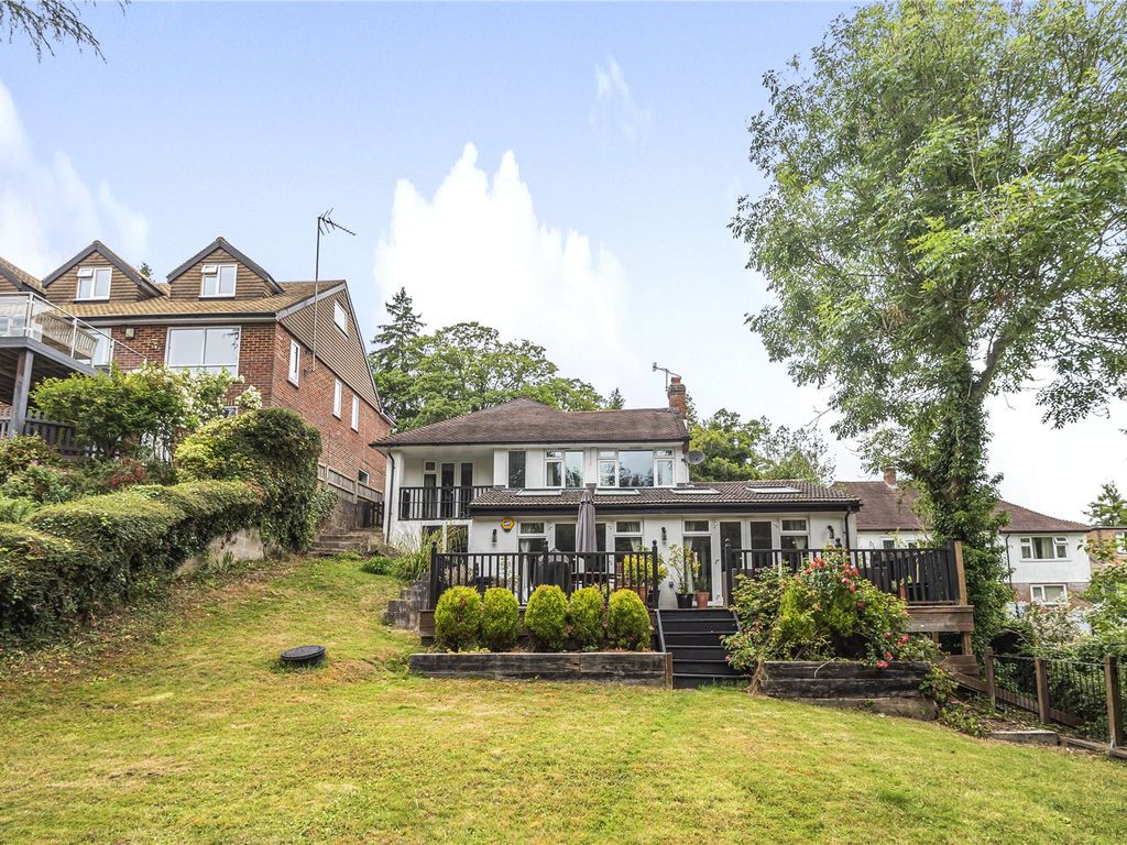 4 bed detached house for sale in Tupwood Lane, Caterham, Surrey CR3