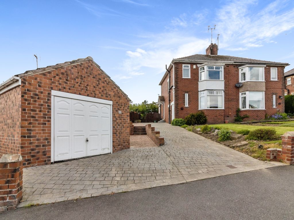 3 bed semidetached house for sale in Greengate Lane, High Green