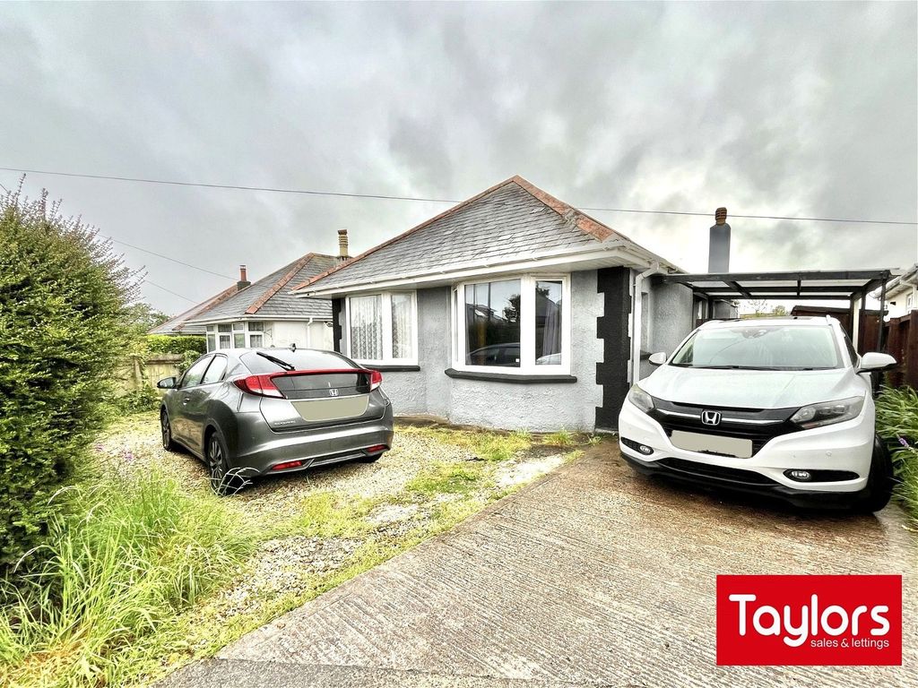 2 bed bungalow for sale in Barton Drive, Paignton TQ3, £285,000 Zoopla