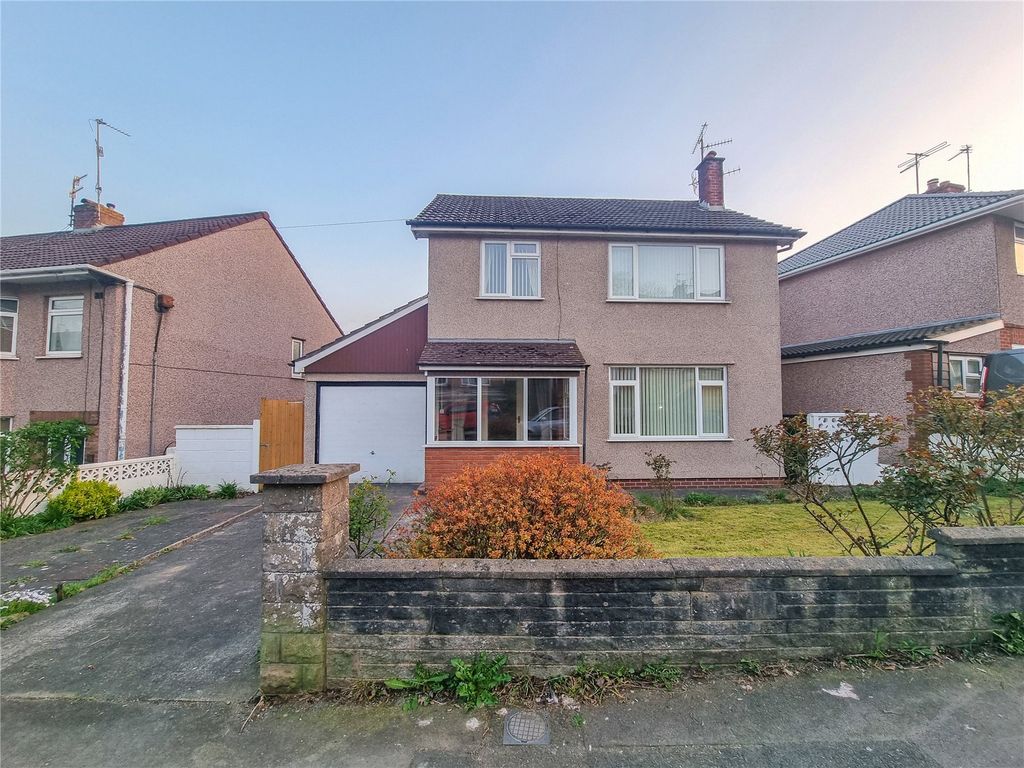 3 bed detached house for sale in Orchard Road, Kingswood, Bristol BS15