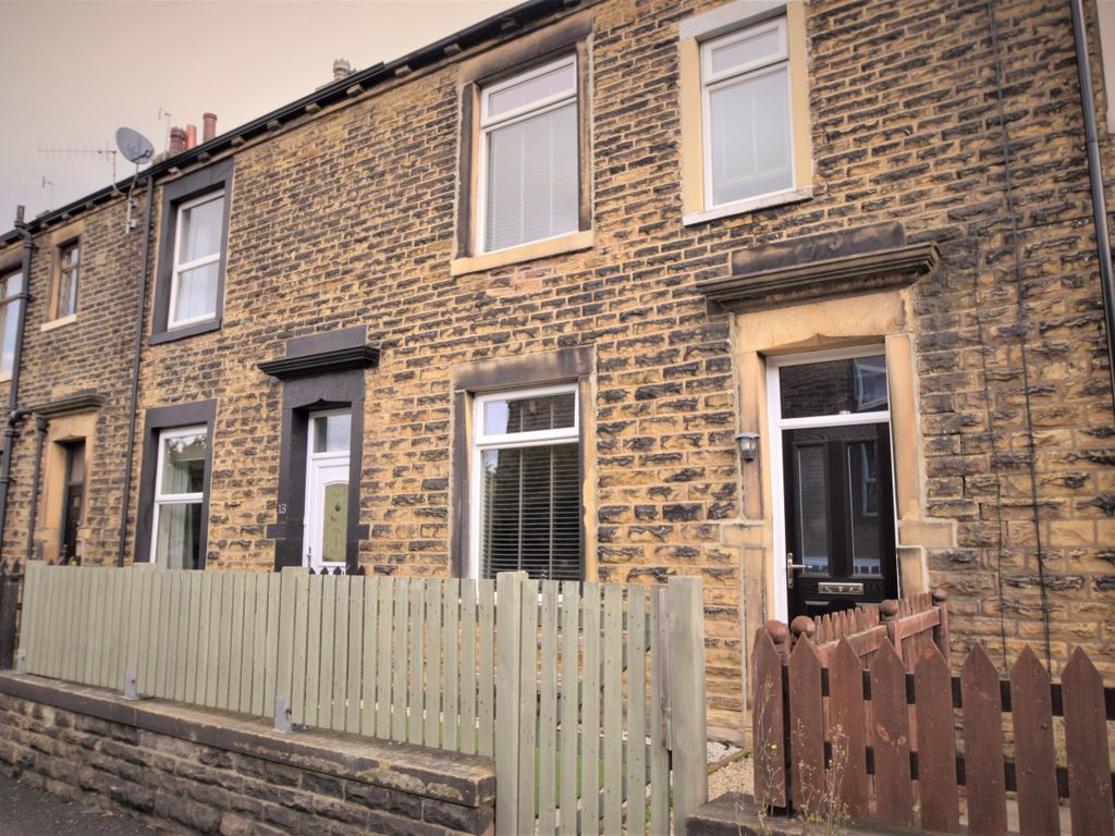 3 bed terraced house to rent in Woodbine Terrace, Bradford, West