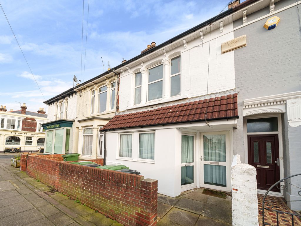 2 bed flat for sale in Fawcett Road, Southsea PO4, £190,000 Zoopla