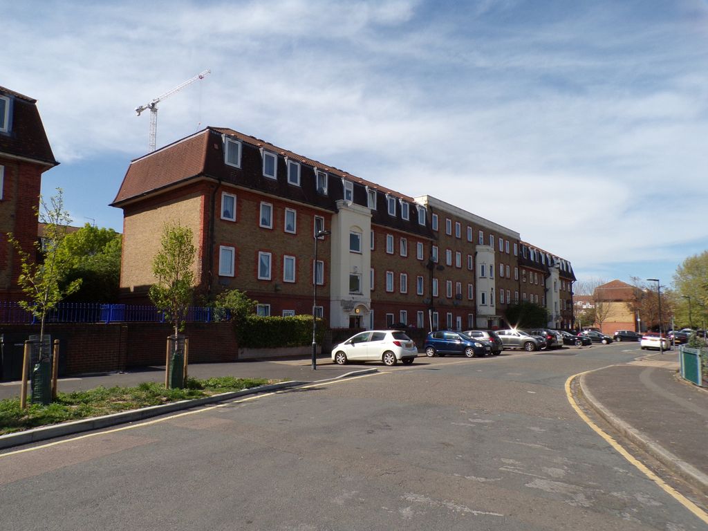 Valerian Way London E15  